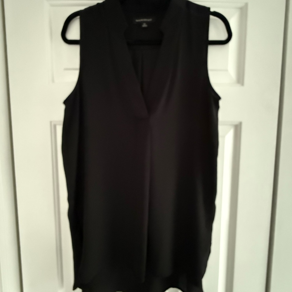 Banana Republic Sleeveless Blouse